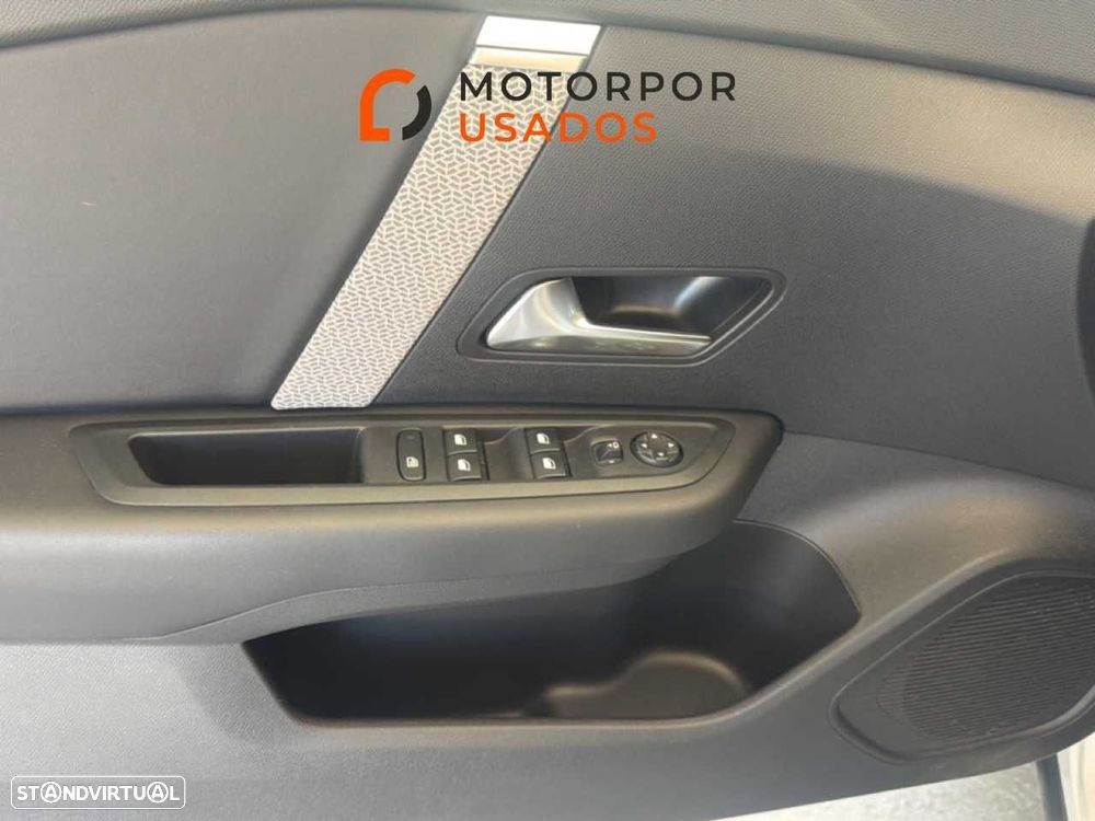 Citroën C4 1.2 PureTech Shine EAT8 - 13
