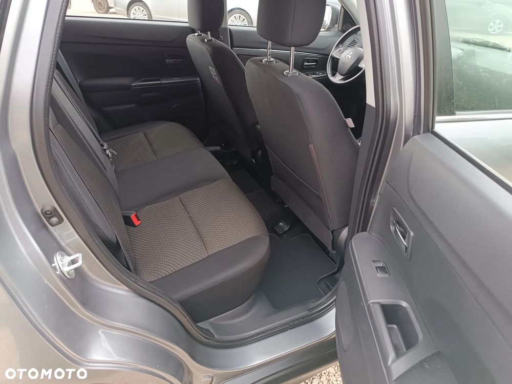 Mitsubishi ASX 1.8 DI-D 2WD Inform - 25