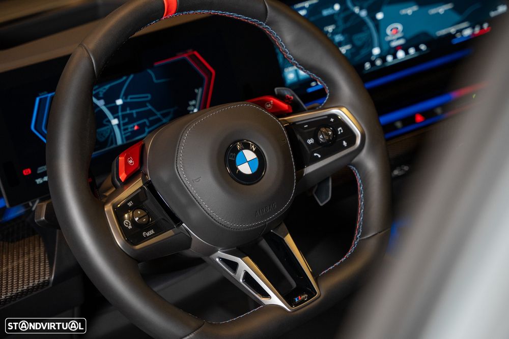 BMW M5 Touring xDrive - 28