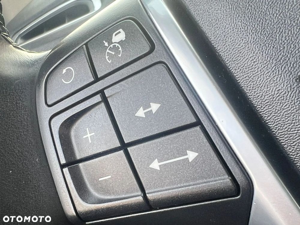 Volvo XC 70 D5 AWD Dynamic Summum - 40