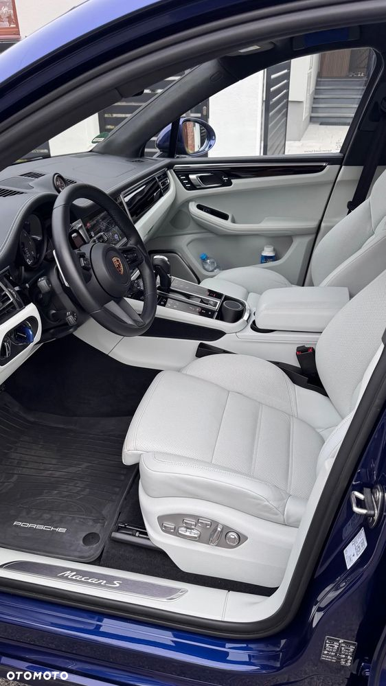 Porsche Macan S - 24