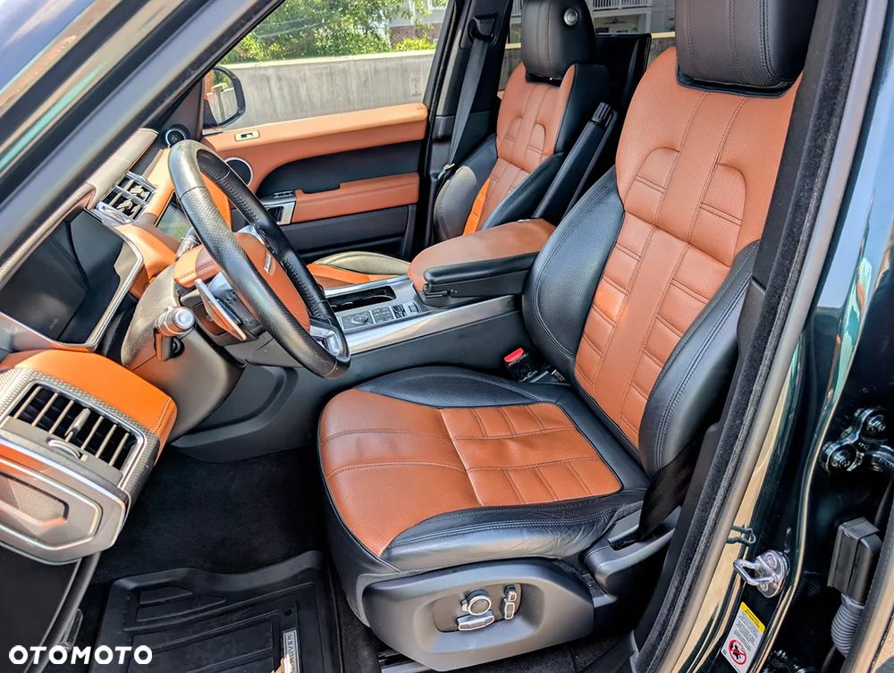 Land Rover Range Rover Sport - 12