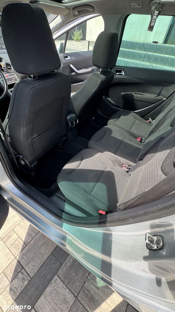 Peugeot 308 - 16
