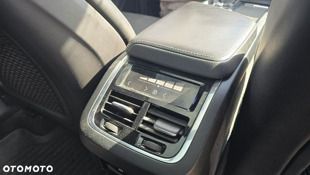 Volvo XC 60 - 28