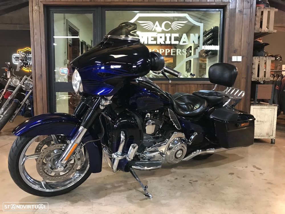Harley-Davidson FLHXS CVO STREET GLIDE (FLHXSE) - 7