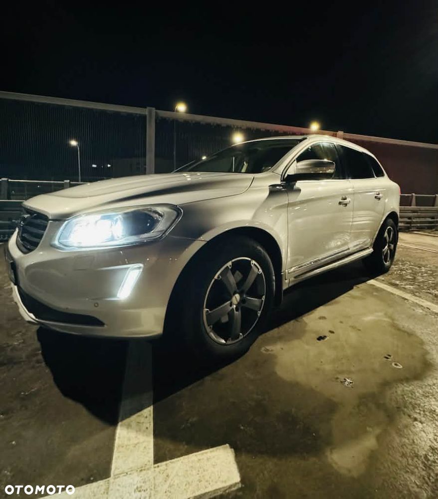 Volvo XC 60 D4 AWD Summum - 16