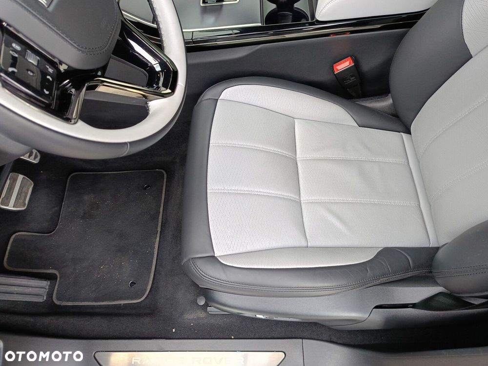 Land Rover Range Rover Evoque - 23