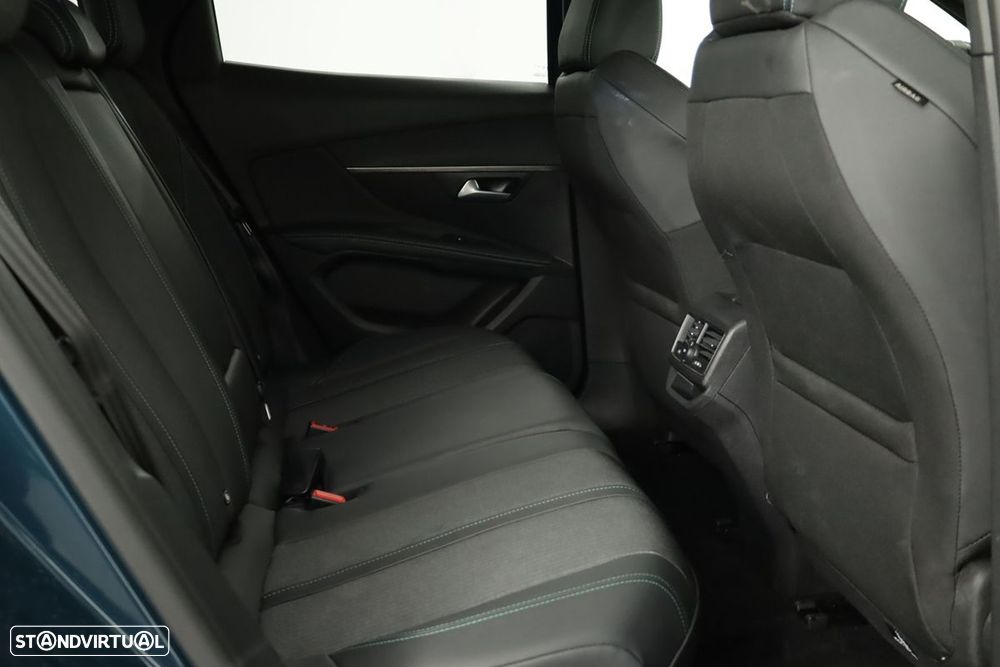 Peugeot 3008 1.2 Hybrid Allure Pack e-DCS6 - 23