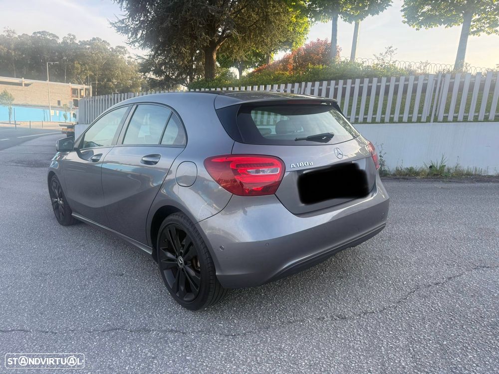 Mercedes-Benz A 180 d Urban Aut. - 2