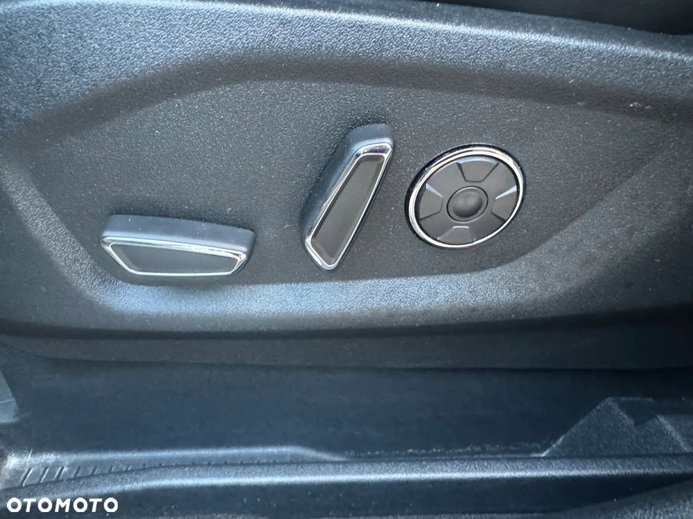 Ford S-Max 2.0 EcoBlue Twin-Turbo Vignale - 12