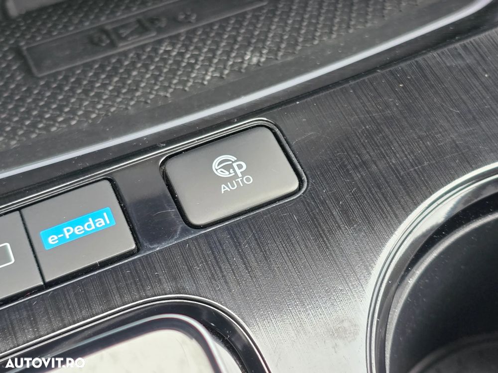 Nissan X-Trail ePower 5 locuri Tekna - 31
