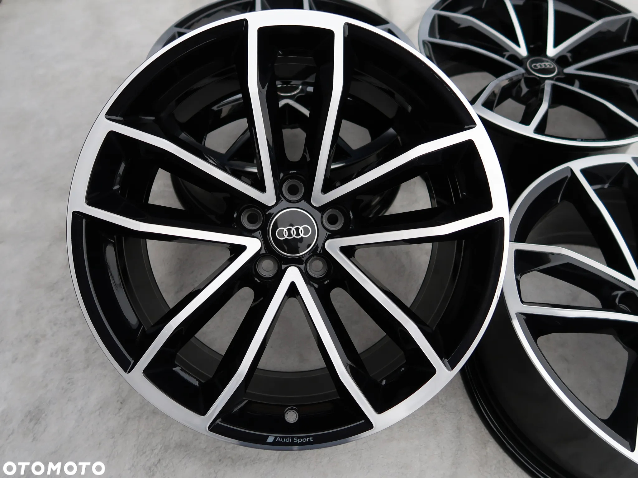 FELGI ALUMINIOWE AUDI A4 A5 B9 S LINE 19" 8W0601025 DF - 8
