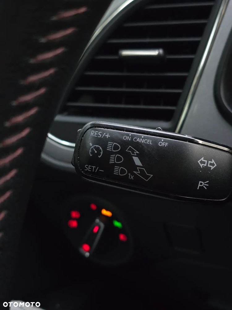 Seat Leon 2.0 TDI DPF DSG FR - 32