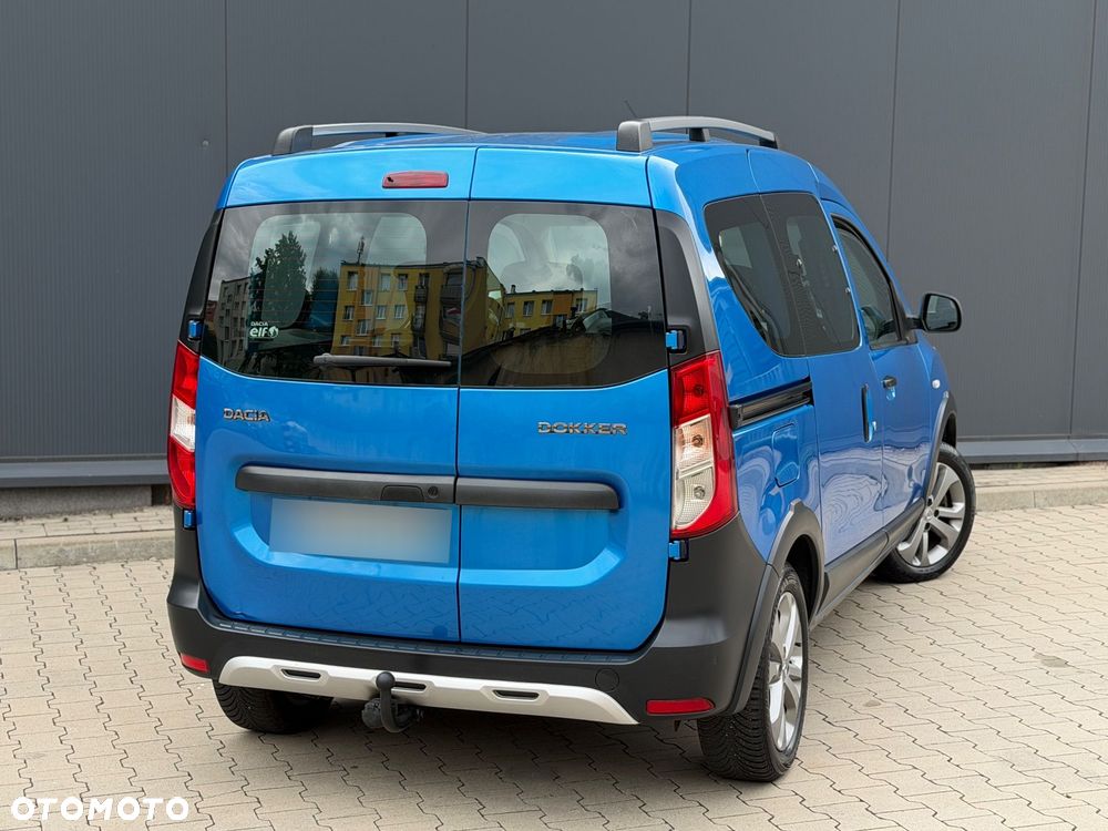 Dacia Dokker TCe 115 Stepway Celebration - 6