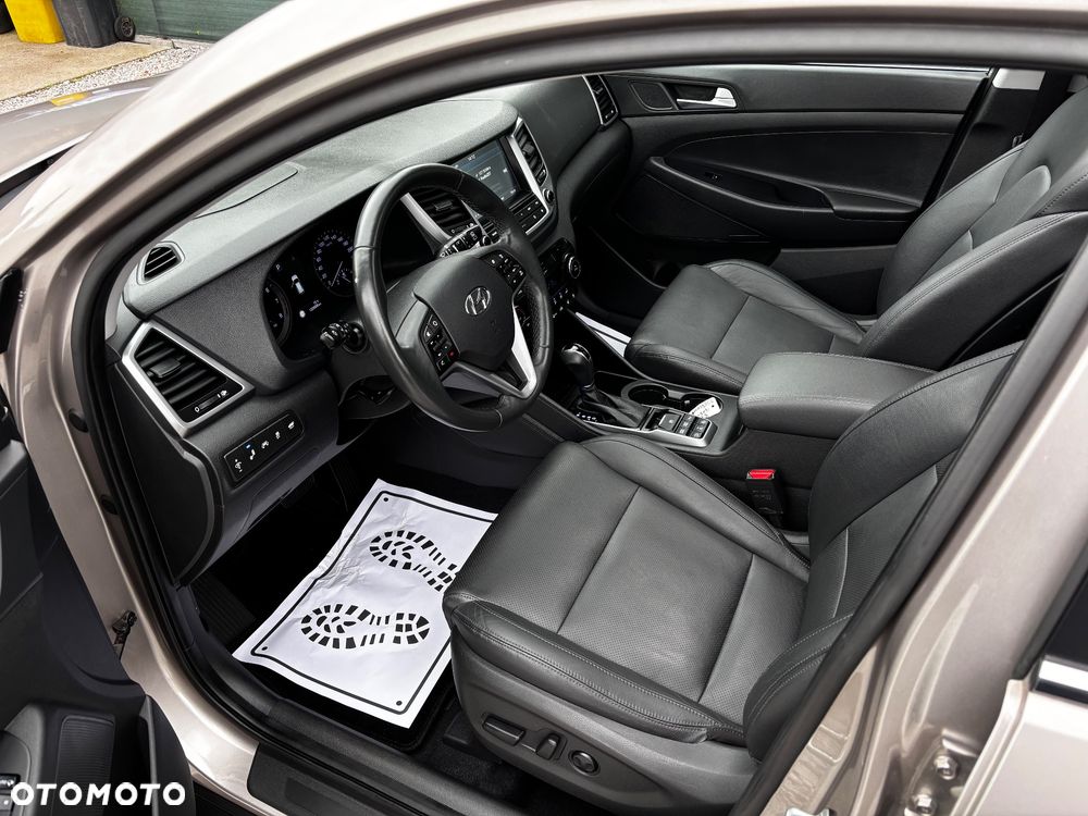 Hyundai Tucson 1.6 Turbo 4WD DCT Premium - 24