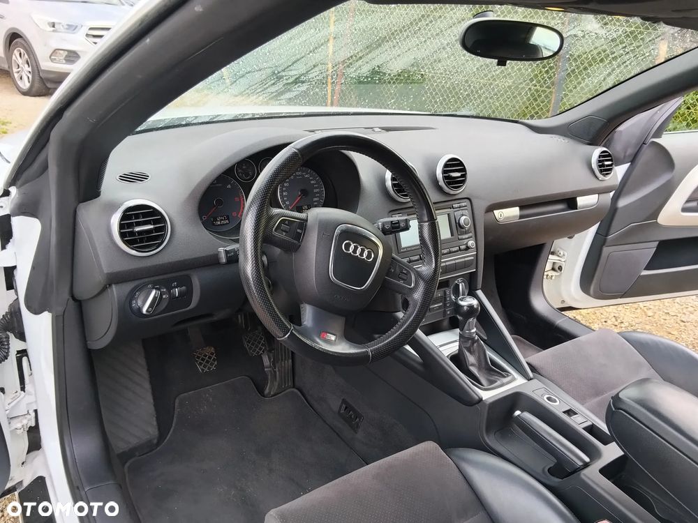 Audi A3 Cabrio 2.0 TDI DPF S Line Sportpaket (plus) - 21