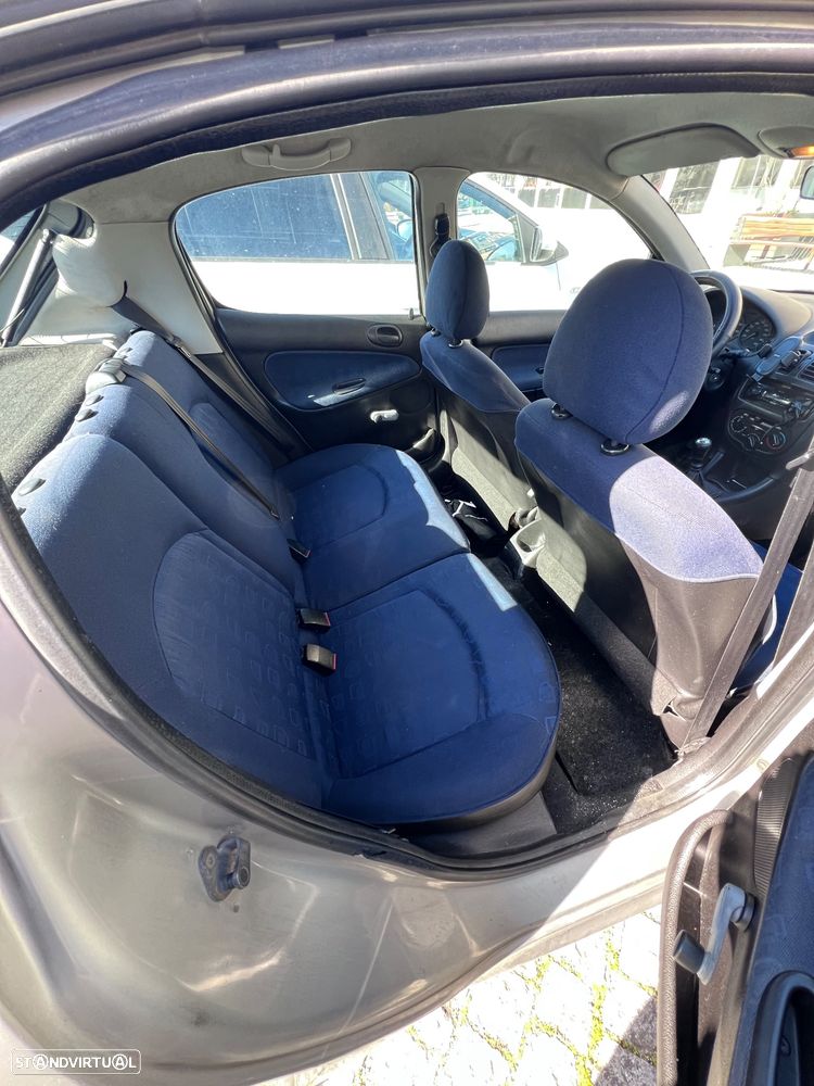 Peugeot 206 - 3