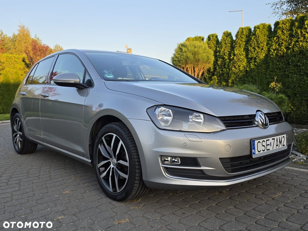 Volkswagen Golf - 4