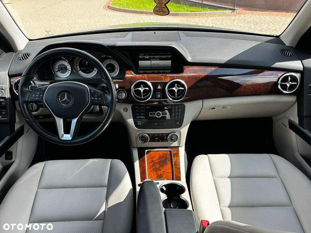 Mercedes-Benz GLK 250 CDI DPF 4Matic BlueEFFICIENCY 7G-TRONIC SPORT EDITION - 18