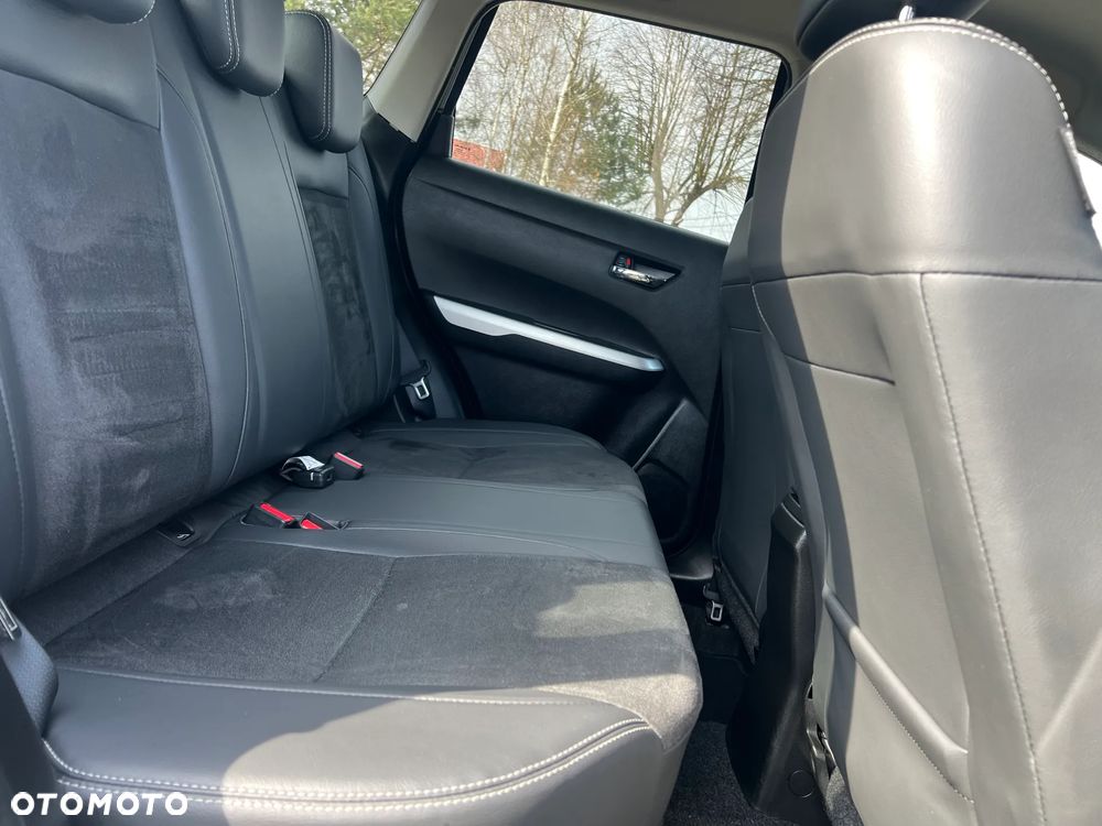 Suzuki Vitara 1.6 (4x4) Allgrip Comfort+ - 33