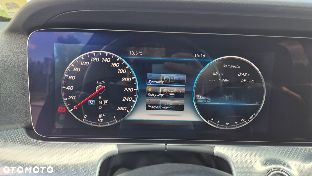 Mercedes-Benz Klasa E 220 d 4-Matic Avantgarde - 21