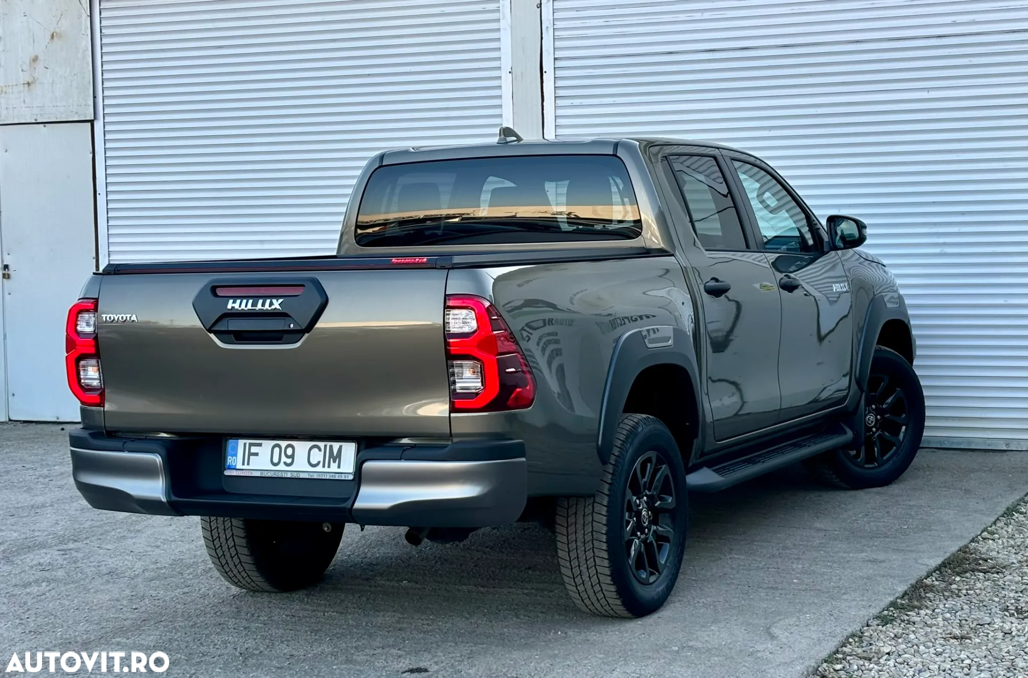 Toyota Hilux 2.8D 204CP 4x4 Double Cab AT Invincible - 15