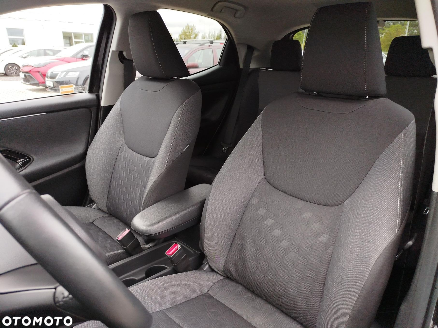 Toyota Yaris - 11
