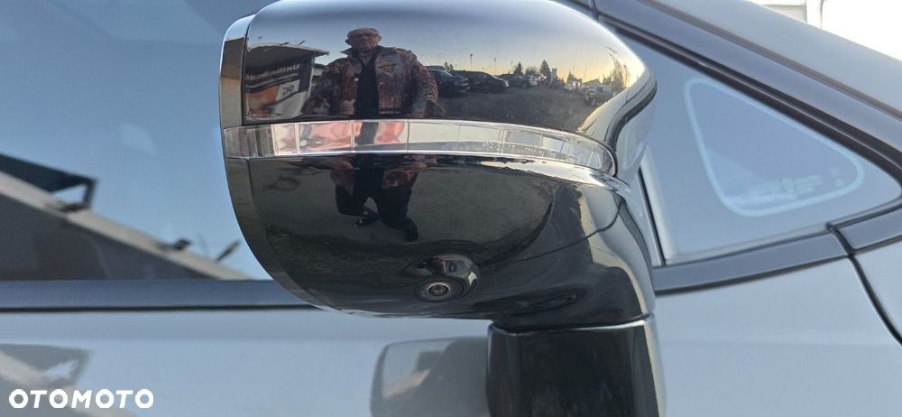 Chrysler Pacifica - 28