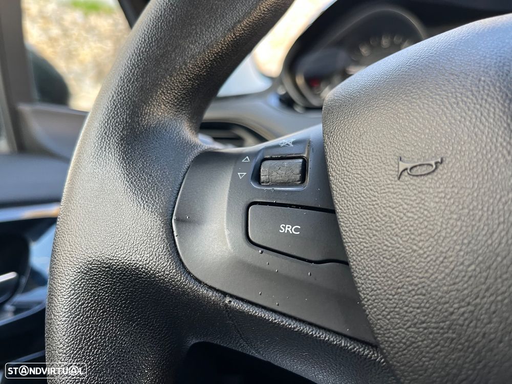 Peugeot 208 1.6 BlueHDi Allure - 35