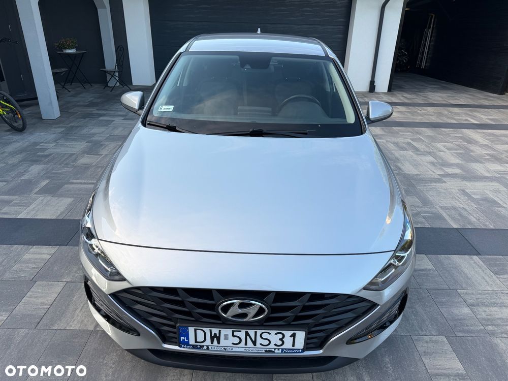Hyundai i30 1.5 DPI Classic + - 12