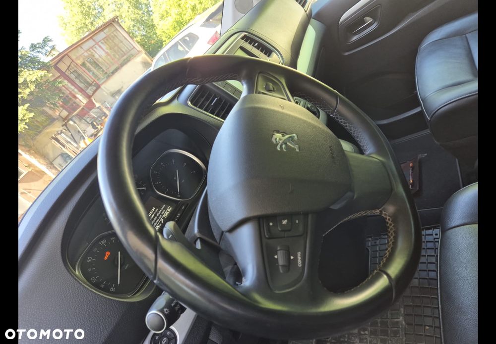 Peugeot Traveller L2 2.0 EAT8 Business VIP - 12