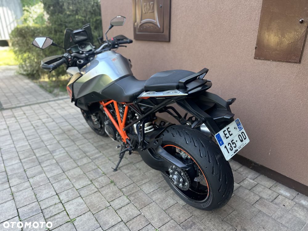 KTM Super Duke - 22