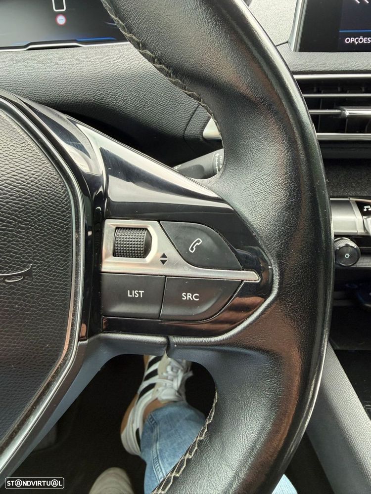 Peugeot 3008 1.2 PureTech Allure - 36