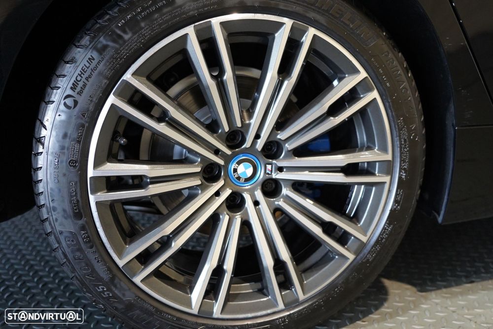 BMW 318 d Line Luxury - 27