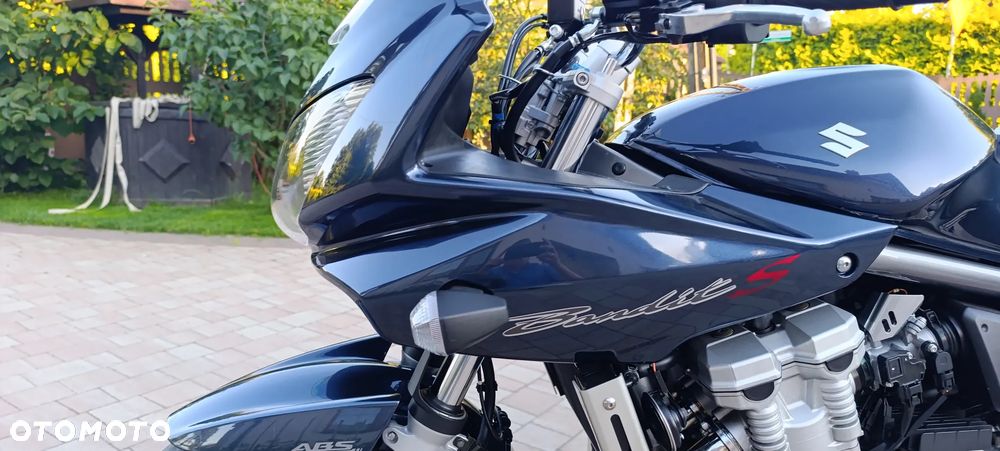 Suzuki Bandit - 38