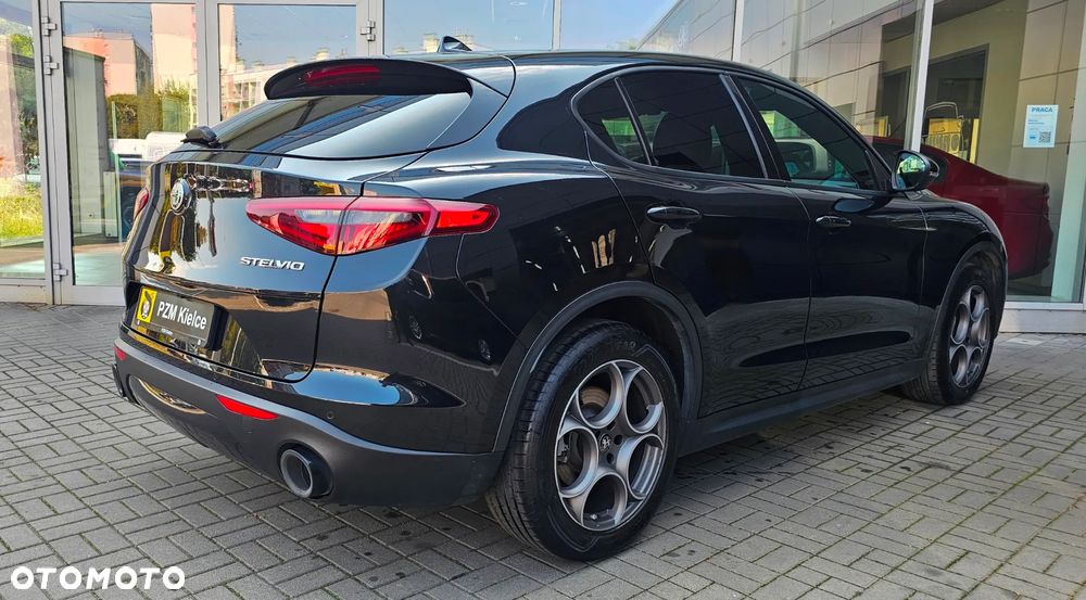 Alfa Romeo Stelvio 2.0 Turbo Sprint Q4 - 7