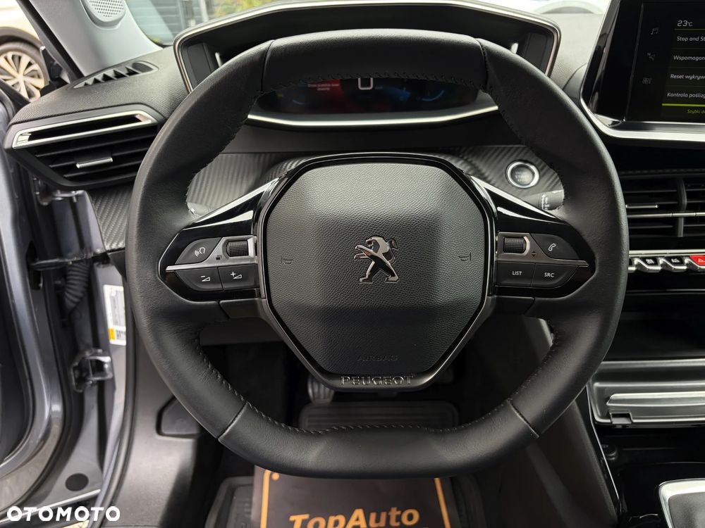 Peugeot 2008 1.2 PureTech Allure Pack S&S - 22