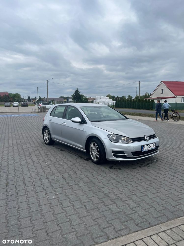 Volkswagen Golf - 3