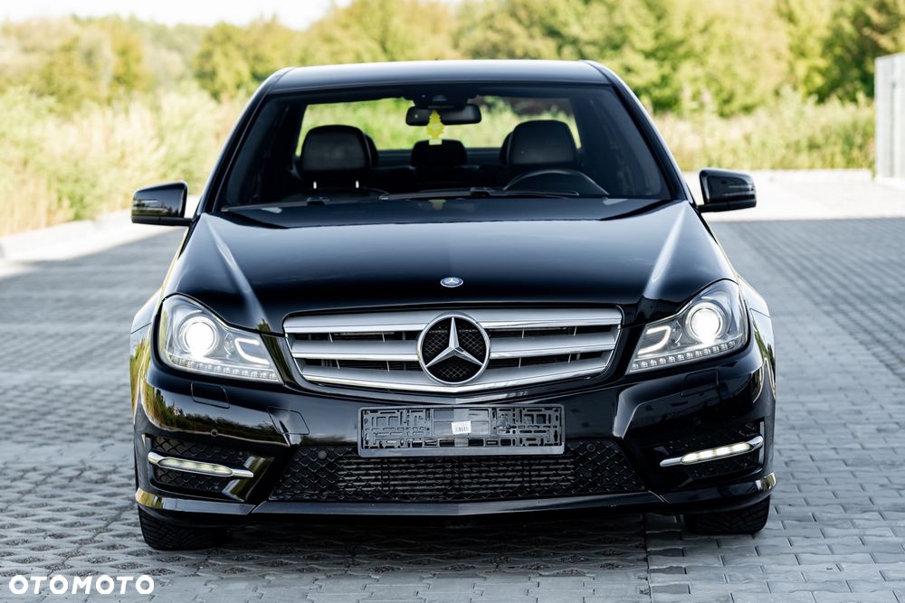 Mercedes-Benz Klasa C 180 (BlueEFFICIENCY) 7G-TRONIC Avantgarde - 14