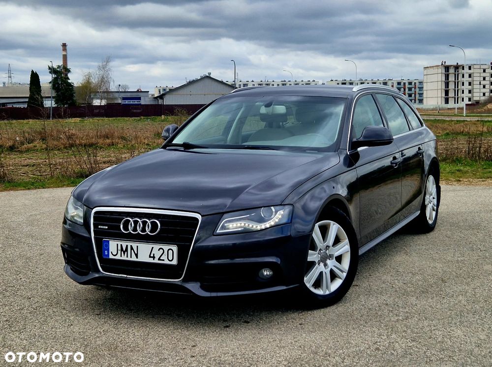 Audi A4 Avant - 1