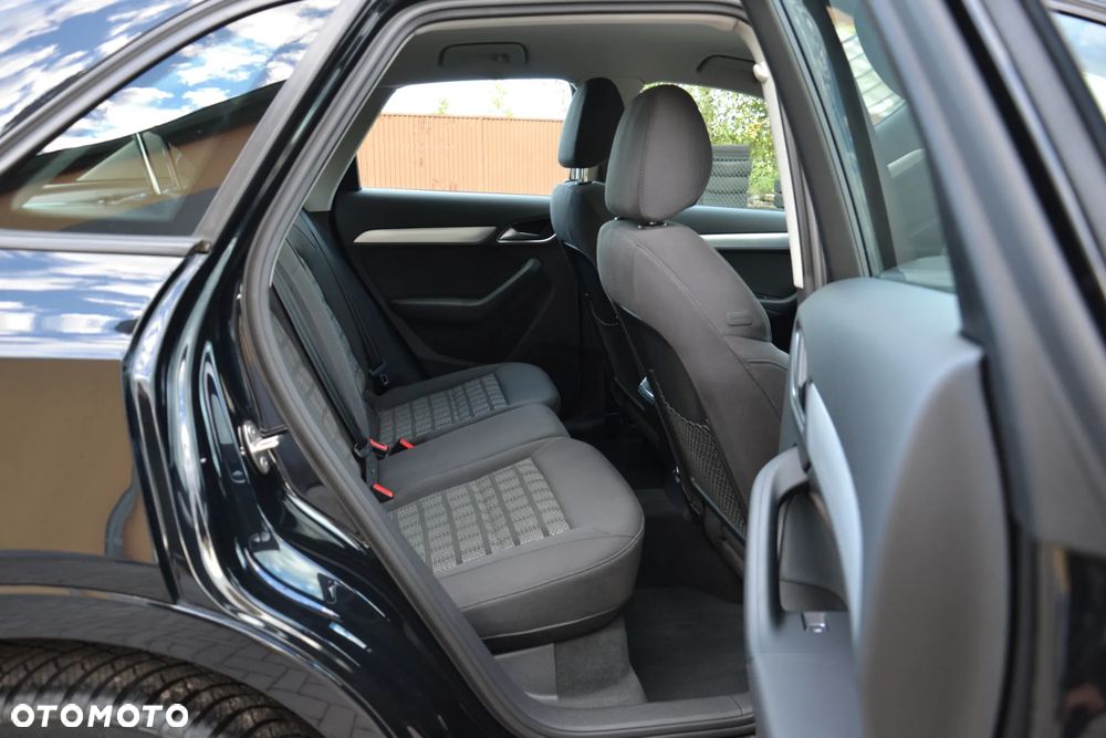 Audi Q3 1.4 TFSI Design S tronic - 31