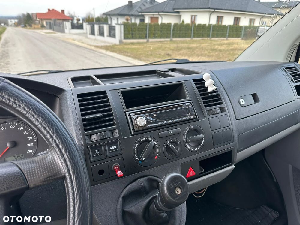 Volkswagen Transporter - 13
