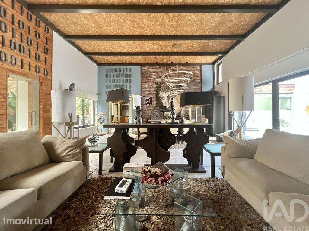 Moradia isolada T5 em Cambra e Carvalhal de Vermilhas de 372 m2 - Grande imagem: 4/38
