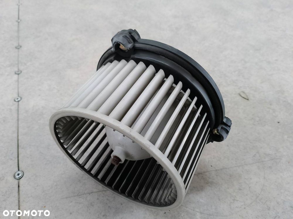 WENTYLATOR NAWIEWU DMUCHAWA HYUNDAI COUPE III 97113-2D000 F00S330016  KAMCO - 2