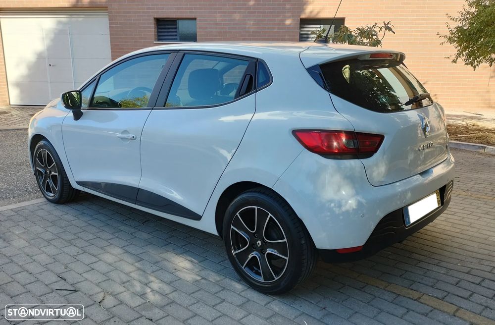 Renault Clio - 5