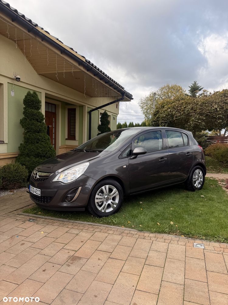 Opel Corsa 1.2 16V Cosmo - 6