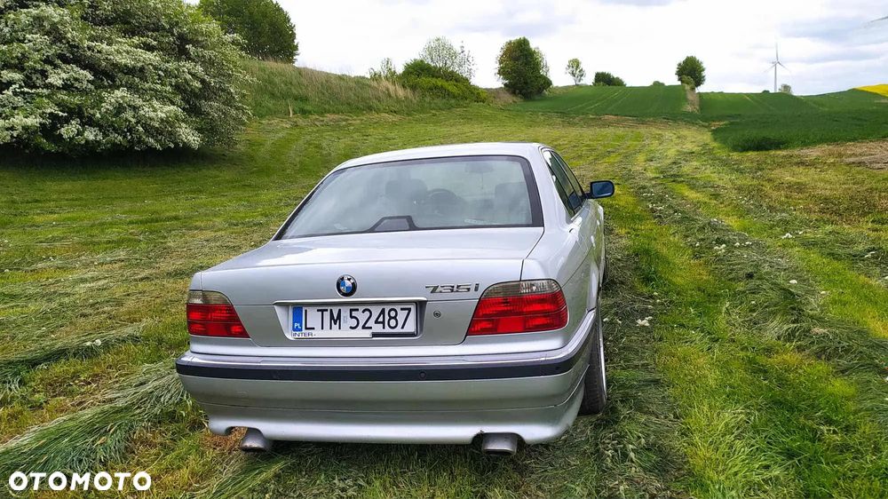 BMW Seria 7 735i L - 5