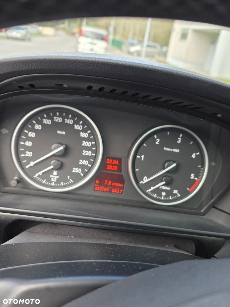 BMW Seria 5 525d Edition Lifestyle - 7