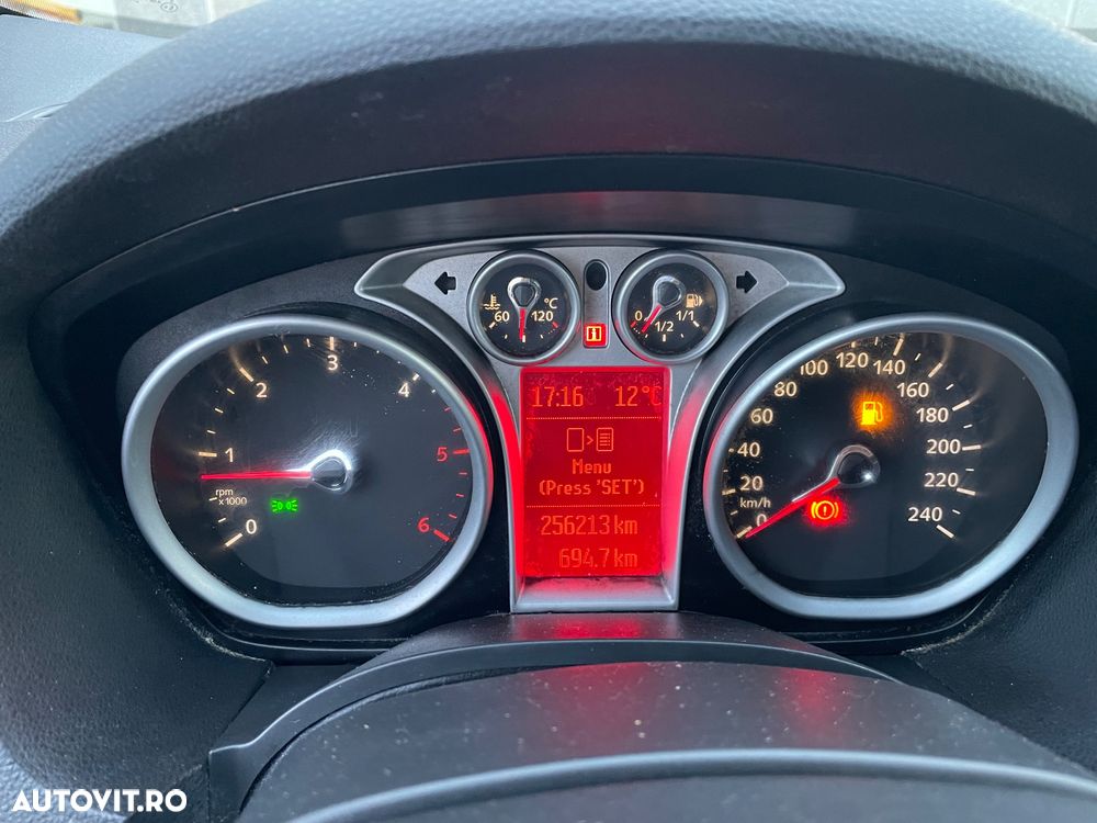 Ford Kuga 2.0 TDCi 4x4 Individual - 10