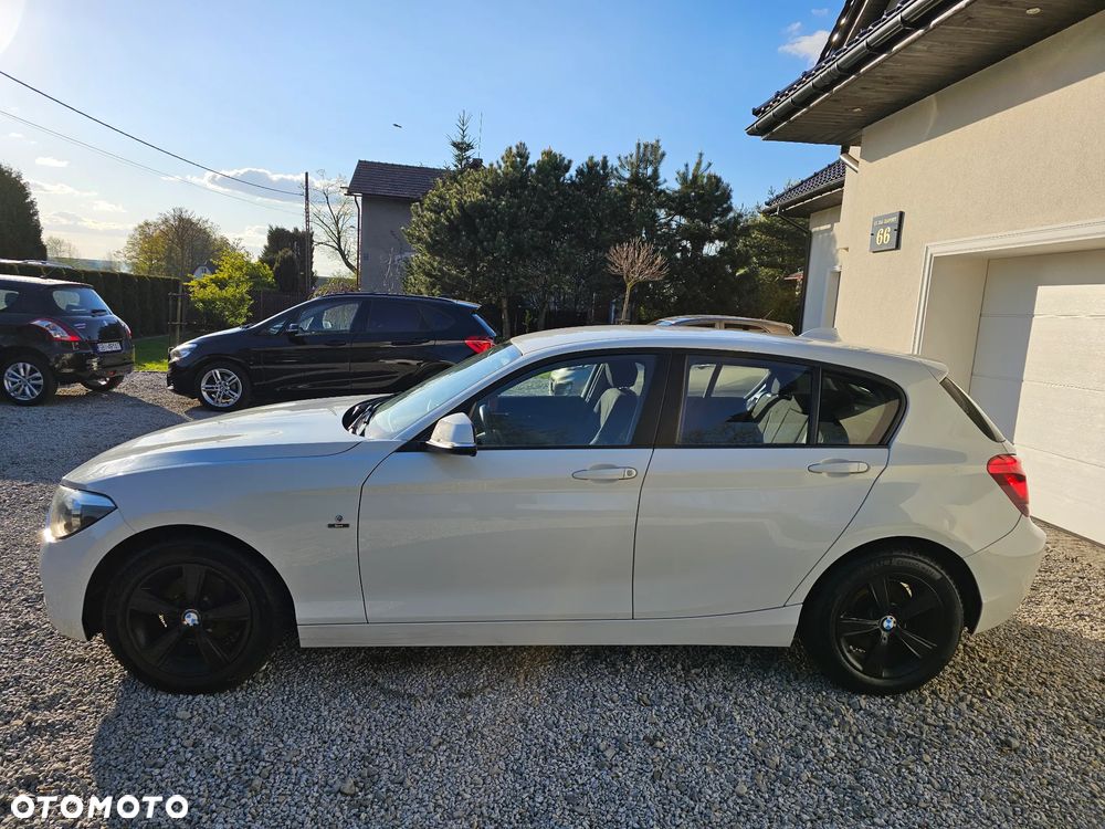 BMW Seria 1 114i Sport Line - 3